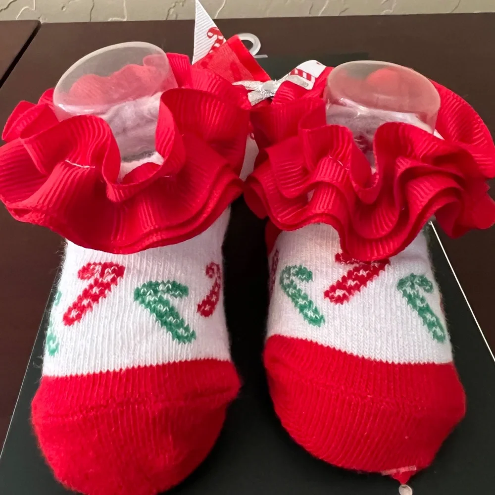 NWT Laura Ashley Christmas 2 Piece Set (Head Wrap & Socks) - 0-12 months